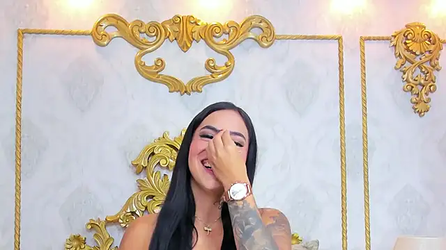 Snapshot of GiahDaniels chatting on 12-29-24, 02:42 GiahDaniels online show from 12-29-24, 02:42