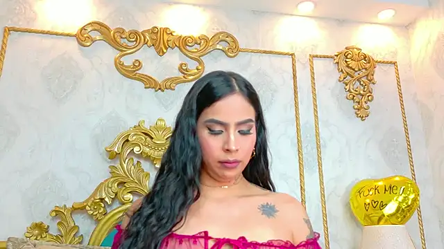 Snapshot of GiahDaniels chatting on 03-21-25, 09:12 GiahDaniels online show from 03-21-25, 09:12