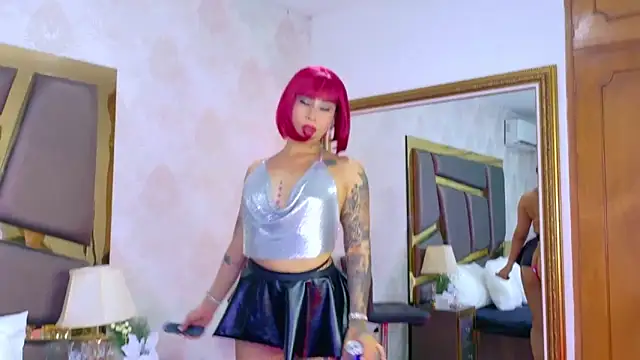 GiahDaniels online show from 02-27-26, 04:12