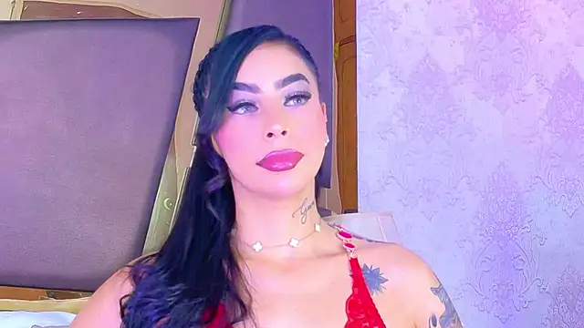 GiahDaniels online show from 04-14-26, 09:32