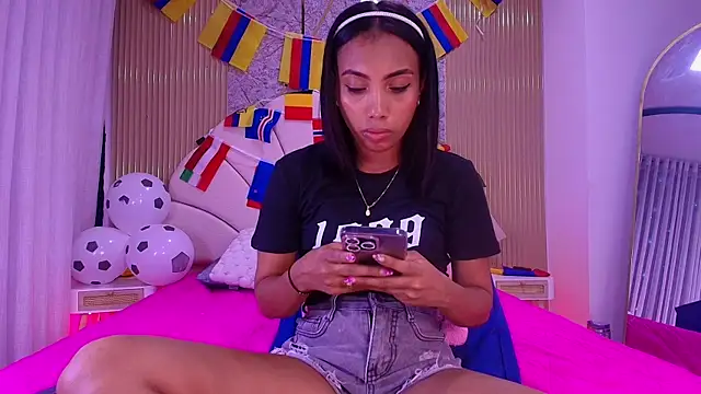 Snapshot of nata_luna chatting on 06-25-26, 07:18 nata luna online show from 06-25-26, 07:18