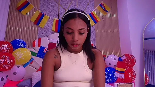 Snapshot of nata_luna chatting on 06-27-26, 07:19 nata luna online show from 06-27-26, 07:19