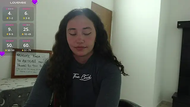 Snapshot of ArtemisNature chatting on 01-26-25, 11:18 ArtemisNature online show from 01-26-25, 11:18