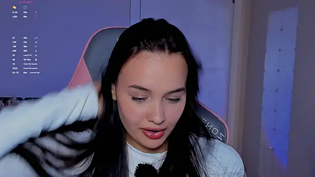  Sweetie  online show from 10-18-25, 07:25