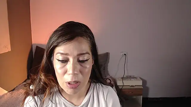 Snapshot of Miiaa_wallace chatting on 02-04-25, 08:49 Miiaa wallace online show from 02-04-25, 08:49