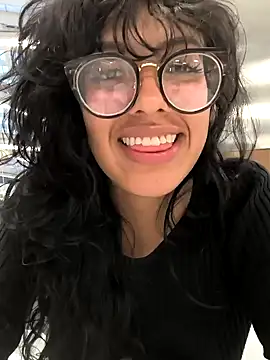 Snapshot of Fun_Everywhere chatting on 12-12-24, 10:20 Fun Everywhere online show from 12-12-24, 10:20