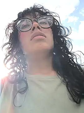 Snapshot of Fun_Everywhere chatting on 01-15-25, 08:48 Fun Everywhere online show from 01-15-25, 08:48