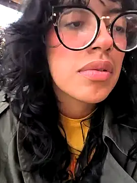 Snapshot of Fun_Everywhere chatting on 03-15-25, 09:05 Fun Everywhere online show from 03-15-25, 09:05