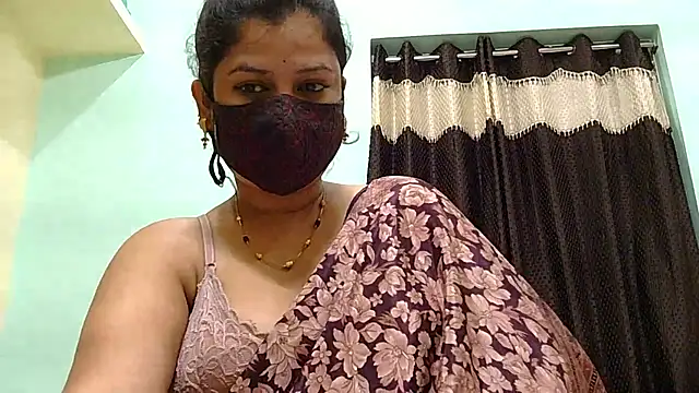 Snapshot of payal_sharma1 chatting on 04-09-26, 06:24 payal sharma1 online show from 04-09-26, 06:24