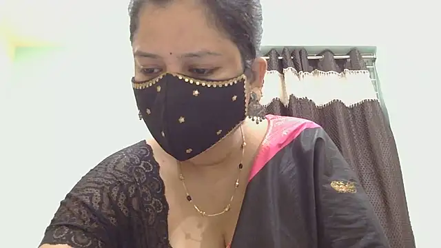 Snapshot of payal_sharma1 chatting on 05-14-26, 01:51 payal sharma1 online show from 05-14-26, 01:51