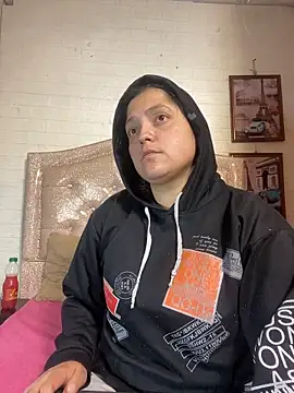 KataleyaStiward online show from 11-05-25, 12:38