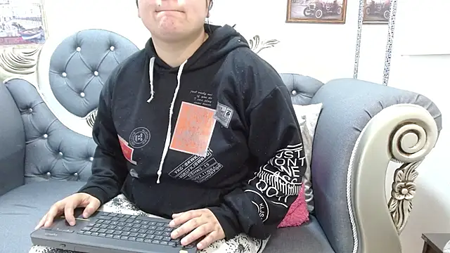 KataleyaStiward online show from 05-12-26, 12:46