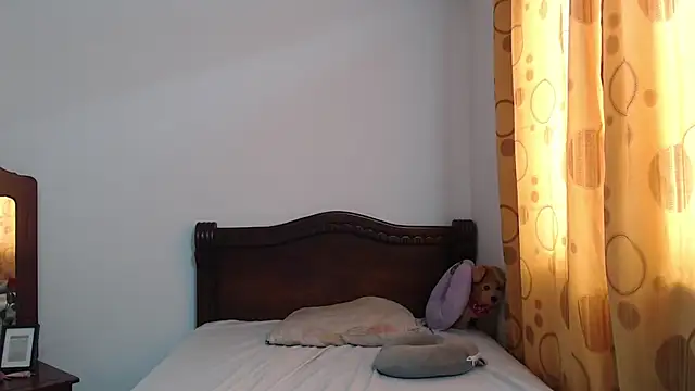 StormiHills online show from 11-14-25, 03:44