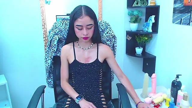 Snapshot of AnnySweett_ chatting on 03-03-25, 12:48 AnnySweett online show from 03-03-25, 12:48