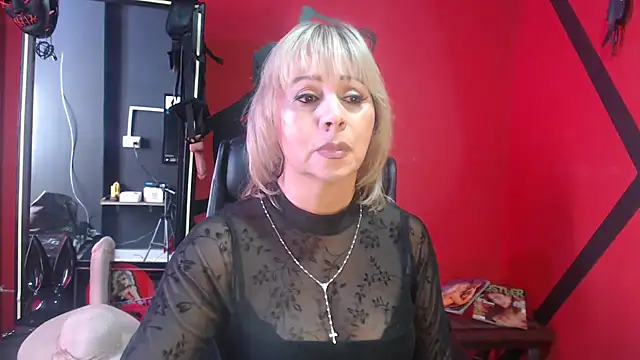 KLOE PIELL online show from 09-10-25, 09:15