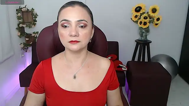 Snapshot of Ghada_milf chatting on 04-21-26, 11:07 Ghada milf online show from 04-21-26, 11:07
