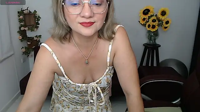 Snapshot of Ghada_milf chatting on 05-03-26, 11:33 Ghada milf online show from 05-03-26, 11:33