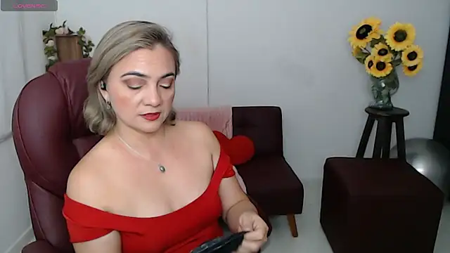 Snapshot of Ghada_milf chatting on 05-08-26, 11:32 Ghada milf online show from 05-08-26, 11:32