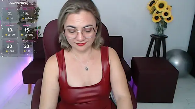 Snapshot of Ghada_milf chatting on 05-09-26, 10:59 Ghada milf online show from 05-09-26, 10:59
