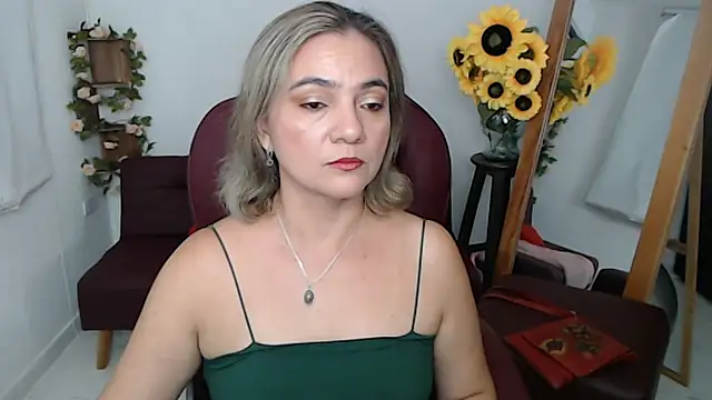 Snapshot of Ghada_milf chatting on 06-01-26, 11:50 Ghada milf online show from 06-01-26, 11:50