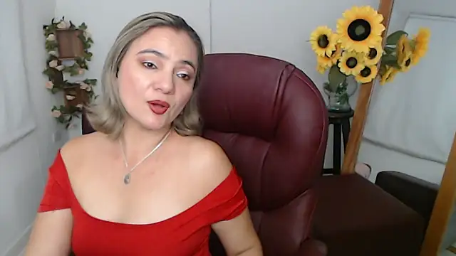Snapshot of Ghada_milf chatting on 06-12-26, 10:30 Ghada milf online show from 06-12-26, 10:30