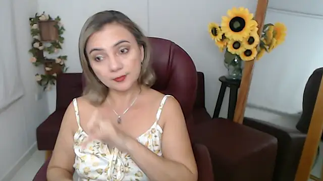 Snapshot of Ghada_milf chatting on 06-22-26, 11:02 Ghada milf online show from 06-22-26, 11:02
