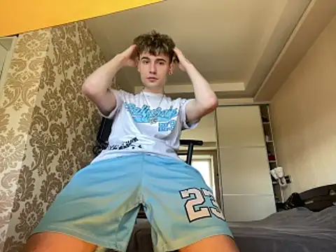 Mike severi2 online show from 04-06-26, 06:03