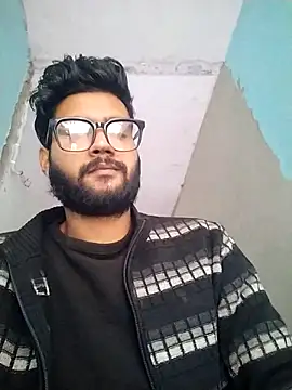 ModestZucchini65 online show from 12-04-25, 05:39