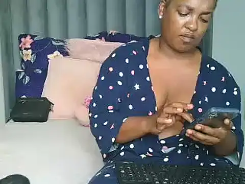 Snapshot of Amberbela chatting on 02-03-25, 10:58 Amberbela online show from 02-03-25, 10:58