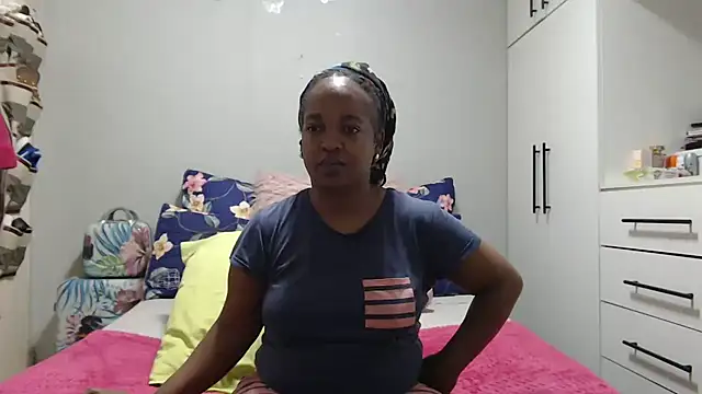Snapshot of Amberbela chatting on 07-16-26, 04:40 Amberbela online show from 07-16-26, 04:40