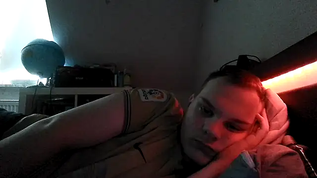 Nicolasjlhkjzl online show from 04-03-26, 12:47