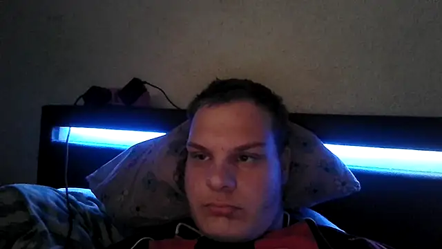 Nicolasjlhkjzl online show from 05-10-26, 09:03