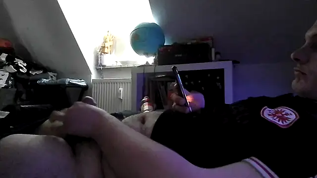 Nicolasjlhkjzl online show from 05-16-26, 10:23