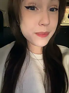 Peachy Dream online show from 12-18-24, 10:24