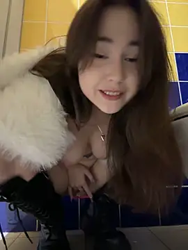 Peachy Dream online show from 02-12-25, 08:40