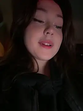 Peachy Dream online show from 09-24-25, 06:11