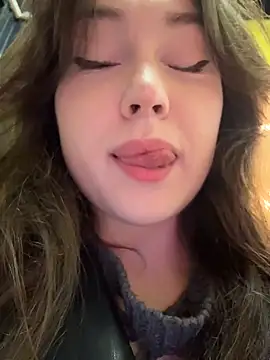 Peachy Dream online show from 11-28-25, 06:21