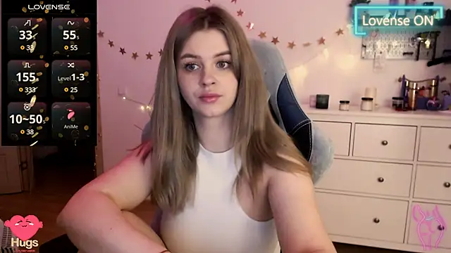 Snapshot of Love_Bri chatting on 02-11-25, 06:55 Love Bri online show from 02-11-25, 06:55