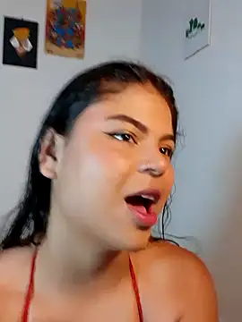 Snapshot of Cleo_hills chatting on 12-24-24, 01:39 Cleo hills online show from 12-24-24, 01:39