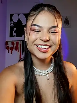 Snapshot of Cleo_hills chatting on 11-27-25, 02:52 Cleo hills online show from 11-27-25, 02:52