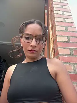 Snapshot of Penelope-Hot chatting on 04-20-26, 10:11 Penelope-Hot online show from 04-20-26, 10:11