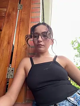 Snapshot of Penelope-Hot chatting on 05-30-26, 08:17 Penelope-Hot online show from 05-30-26, 08:17