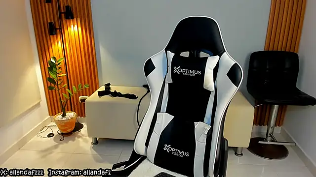 dafboy1 online show from 02-23-25, 01:46