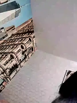 AdelinaJude online show from 02-02-25, 09:34