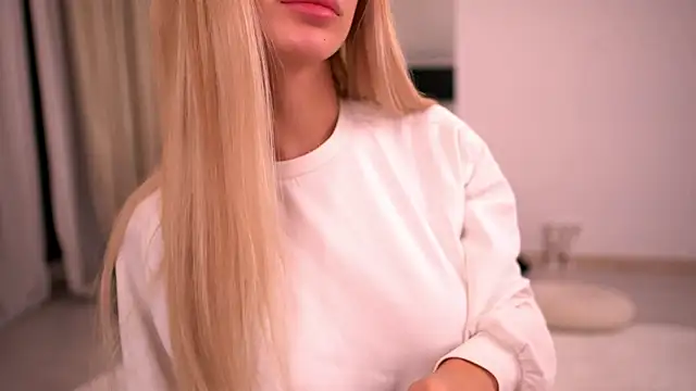 KylieJoyce online show from 02-10-26, 06:34