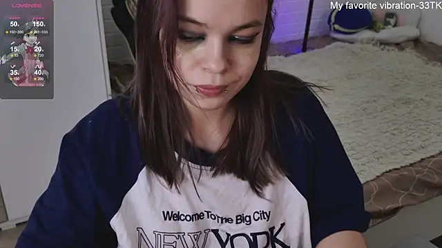 ValBae online show from 01-13-25, 03:26