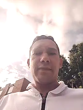 Snapshot of misterioso258 chatting on 12-19-25, 01:51 misterioso258 online show from 12-19-25, 01:51