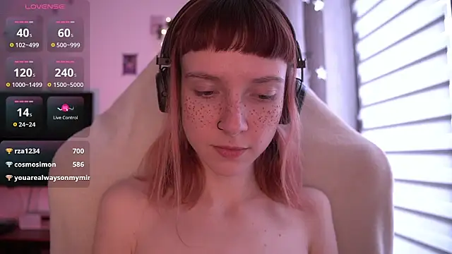 Snapshot of juliapie chatting on 12-08-24, 08:20 juliapie online show from 12-08-24, 08:20