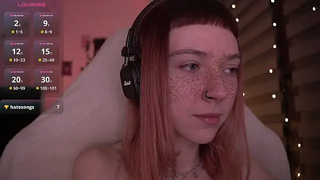 Snapshot of juliapie chatting on 01-11-25, 06:14 juliapie online show from 01-11-25, 06:14