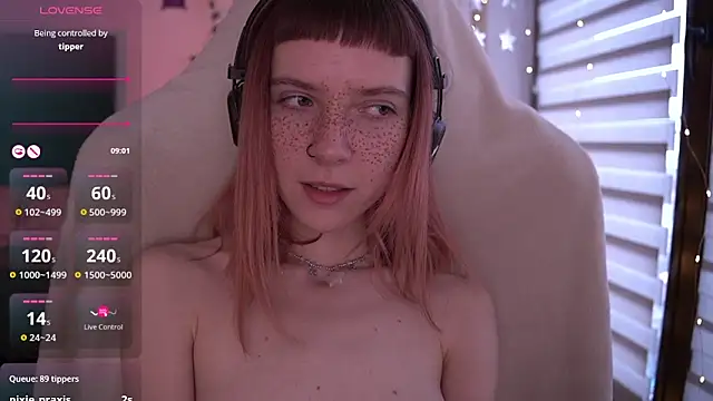 Snapshot of juliapie chatting on 01-11-25, 09:15 juliapie online show from 01-11-25, 09:15